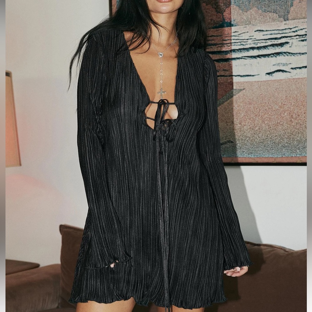 Malop Long Sleeve Mini Dress Black | Princess Polly